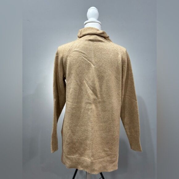 CLEARANCE! Tan Ann Taylor Oversized Turtleneck Sweater Size S Like New - Picture 2 of 6